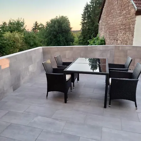 Ella アパート Gries